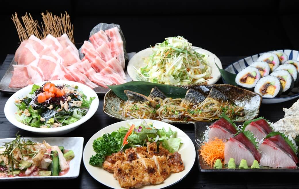 大切な時間を彩る、炭や暁のコース料理